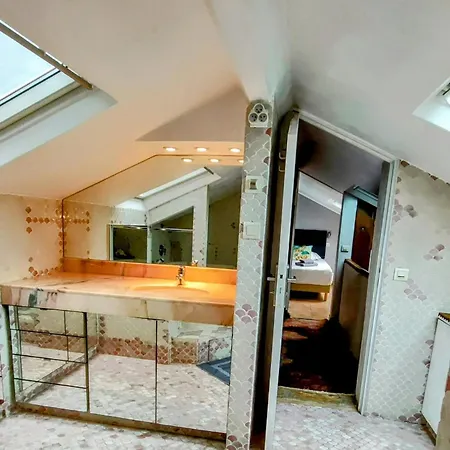 Frgk - Entire Building In Appartement *