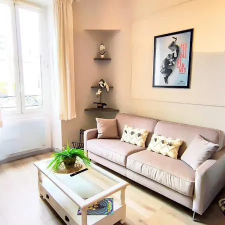 Frgk - Entire Building In Appartement
