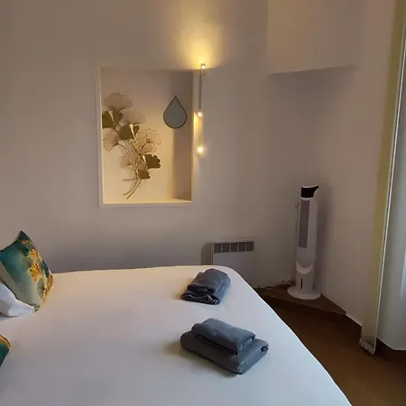 Frgk - Entire Building In Apartmán *