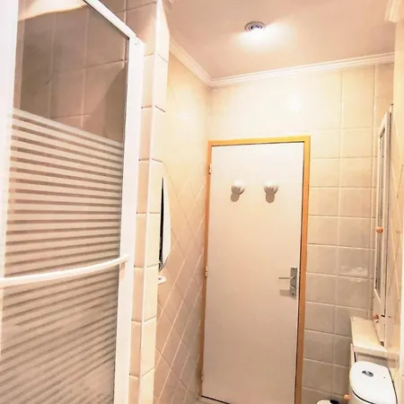 Frgk - Entire Building In Apartmán *